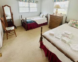 Twin beds and mattresses, bedding, mirror, chest of drawers and chair 