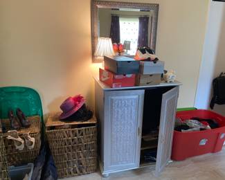 Estate Sales By Olga in Somerset NJ