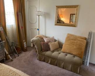 Estate Sales By Olga in Somerset NJ