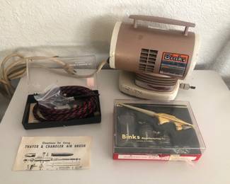 Bonks diaphragm compressor (34-3025) & air brush, Thayer & Chandler air brush