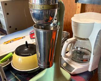 Vtg Hamilton Jade MilkShake Mixer!