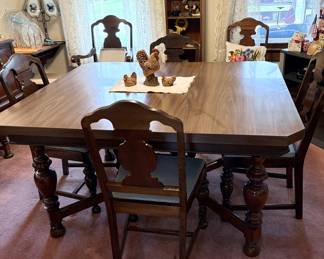 Table, 2 Leafs, & 6 Chairs Solid Wood Base & Chairs w/ Formica Top