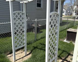 Garden Trellis!