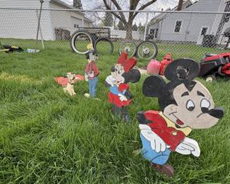 Vtg Wood Disney Cut-Outs!