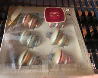 Vintage Shiny Brite Ornaments/Box