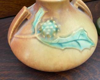 Roseville Pottery Squat Vessel