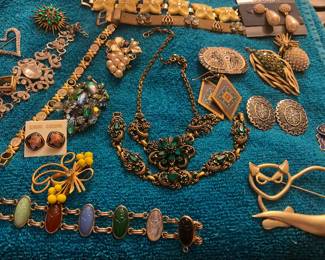 Vintage Costume Jewlery