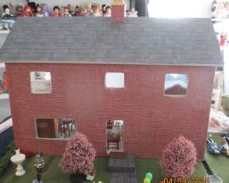 Front of Doll house w/ 2 trees, girl w/ hula-hoop, 2 bird baths, Balloons, flowers