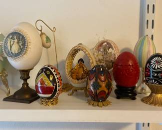 Decorative eggs