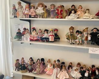 Available dolls - 7:00 pm 4-23-25