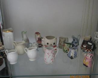 More decorative creamers