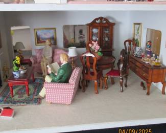 Included w/ doll house - Living Room