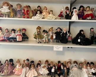 Available dolls - 7:00 pm - 4-23-25