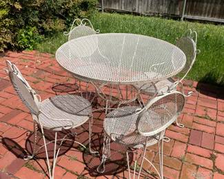 White Wrought Iron Table & Chair Set