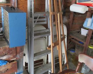 Ladder, Easel