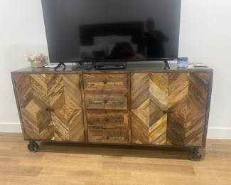 Dresser $250 and TV $200