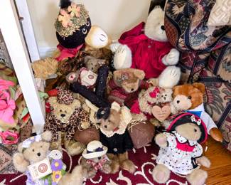 Boyds Bears, Stuffed Animals