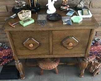 Sharp 2 door cabinet! Cigarette carousel, Hood ornament collection, vintage ashtrays!