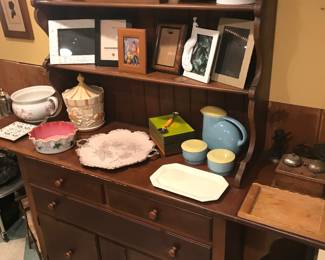 Maple cabinet with drop sides! Picture frames and more!