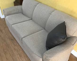 Sharp 3 cushion couch!