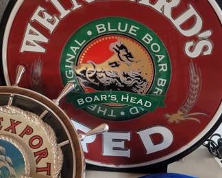 Weinhard's Boarshead  Neon Sign