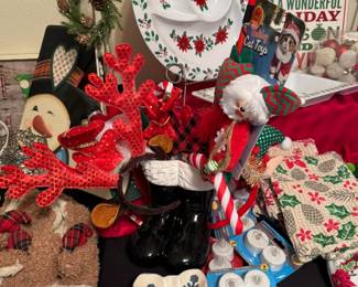 All sorts of fun holiday decor