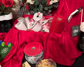 All sorts of fun holiday decor