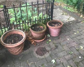 More planters! (fence is not for sale)