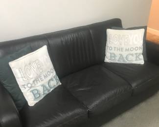 Leather 3 cushion couch!