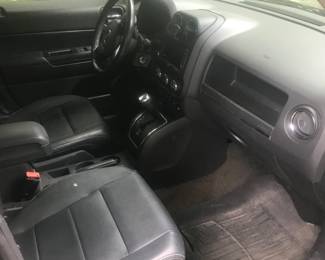 Even has weathertech floor mats!