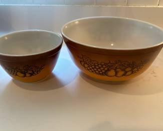Pyrex Old Orchard Mixing Bowls