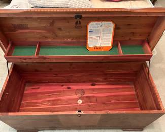 Lane Vintage Art Deco Cedar Lined Blanket Chest
