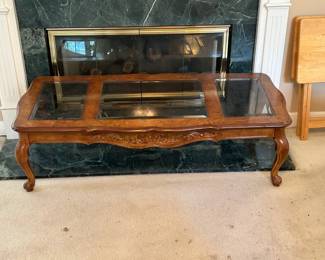 Coffee Table w/ Matching End Tables