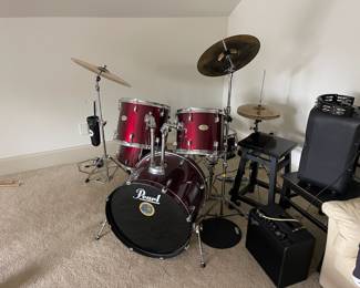 Pearl 9 piece  Drum Set