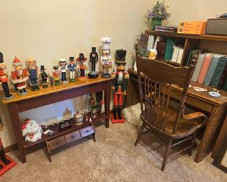 The home is staged and ready for you to shop! (Next 63 pictures)