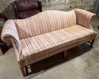 Vintage love seat