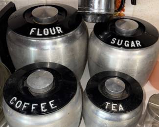 Kromex cannister set