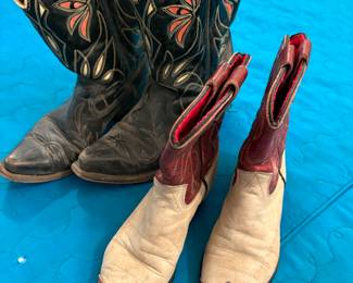 Kids cowboy boots!