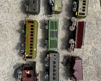 Pre-War- Lionel Train Set and Tracks