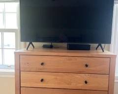 Samsung TV - 42"