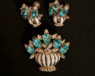 Coro three-piece brooch and earring set