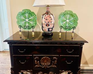 Mt Airy (NC) painted lowboy, Imari lamp with silk shade, Bordallo Pinheiro Green Cabbage Chargers