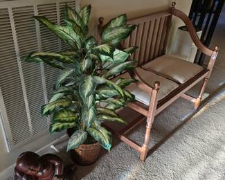 Entry bench, silk plants and decor items
