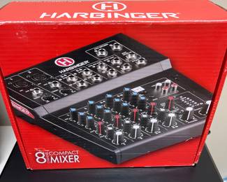 Harbinger 8 Mixer