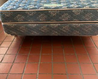 Full size box spring and mattress
