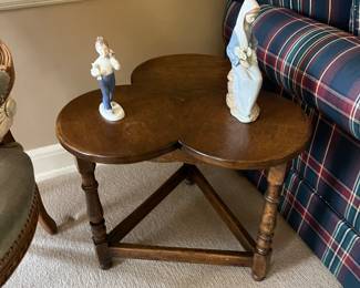 LLadro and clover top table