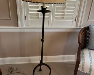 Pole lamp