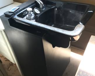 Shampoo bowl