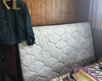 Full mattress