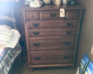 Chest of drawers